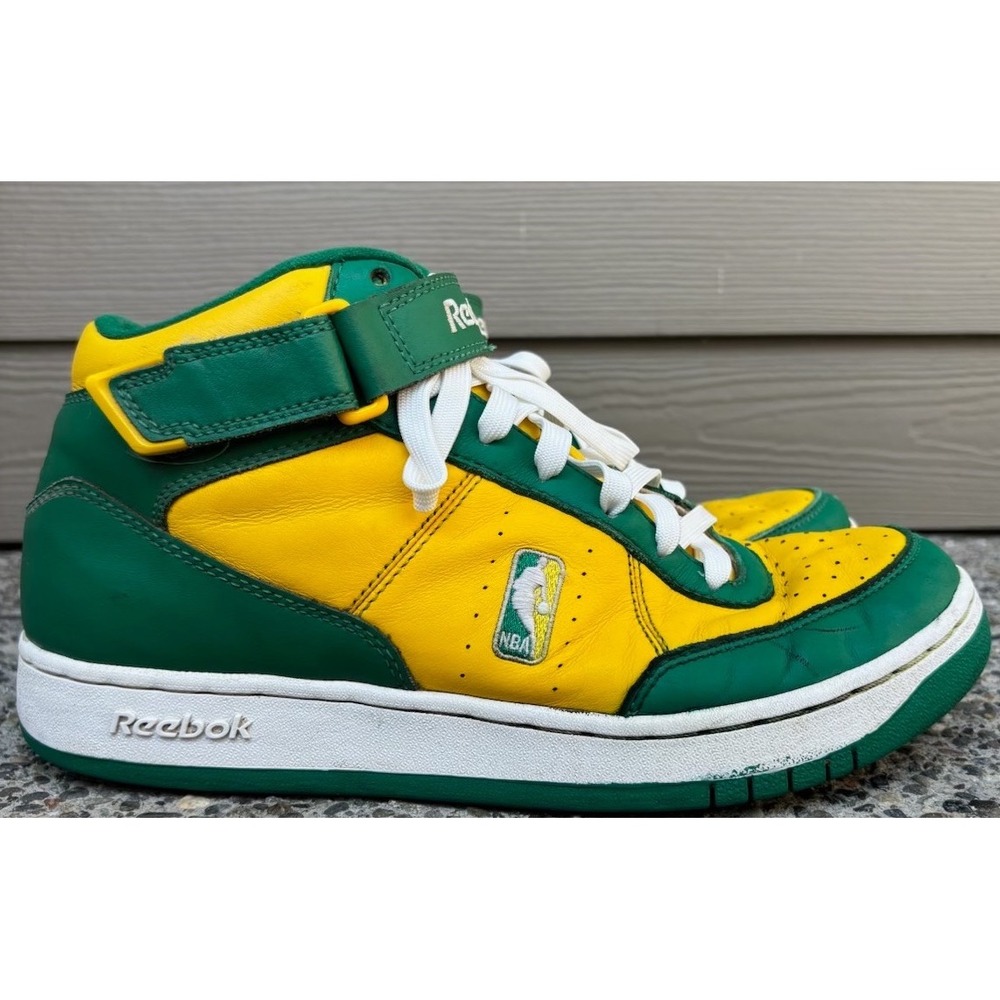 Reebok NBA Boston Celtics High Top Sneakers Yellow Green Mens 10.5 4-110842